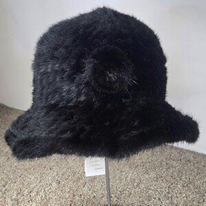 Black dyed Knitted Ranch Mink Fur Hat with Rose